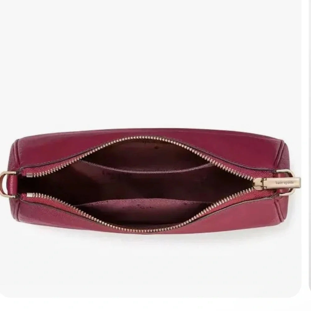Kate Spade Rosie Shoulder Bag With Tech Attachment AirPod
Renaissance Rosie
NWT - Picture 5 of 16